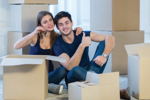 Professional packing and unpacking services in Greenwich for a smooth home move